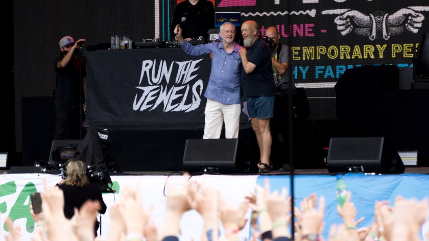 Jeremy-Corbyn-Michael-Eavis-Glastonbury.jpg